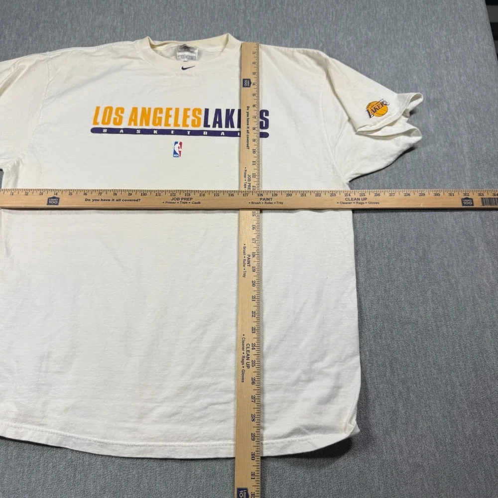 Nike T-Shirt Mens XL White Vintage 90s Los Angeles Lakers Basketball NBA